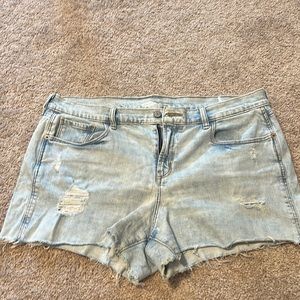 Old Navy boyfriend denim shorts